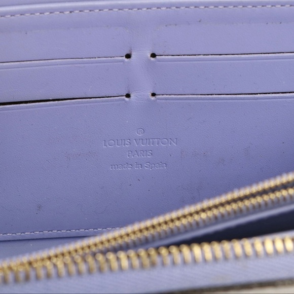 Louis Vuitton Lilac Monogram Vernis Zippy Wallet - Picture 5 of 13